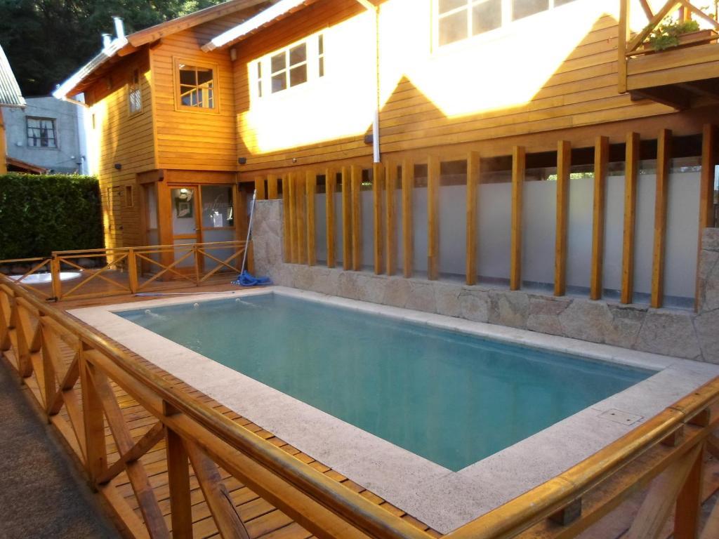 Apart Hotel My Friends Сан-Мартин-де-лос-Андес Экстерьер фото