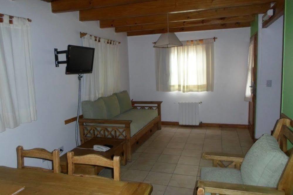Apart Hotel My Friends Сан-Мартин-де-лос-Андес Экстерьер фото